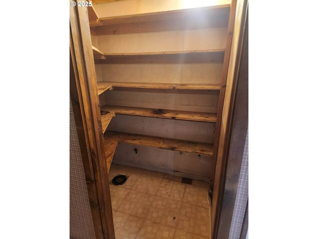 8974 Spirit Lake Hwy, Toutle, WA 98649