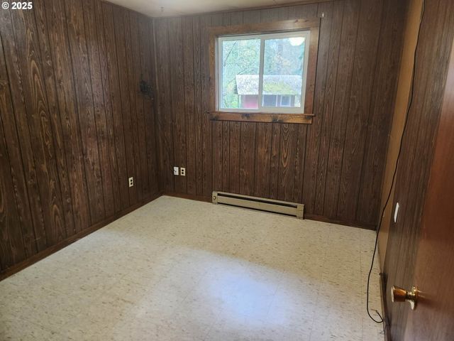 8974 Spirit Lake Hwy, Toutle, WA 98649