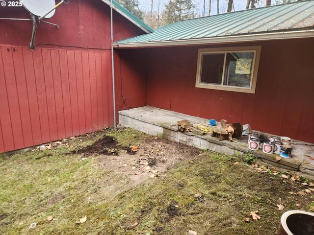 8974 Spirit Lake Hwy, Toutle, WA 98649