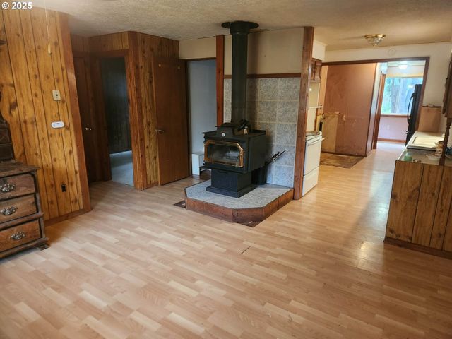 8974 Spirit Lake Hwy, Toutle, WA 98649