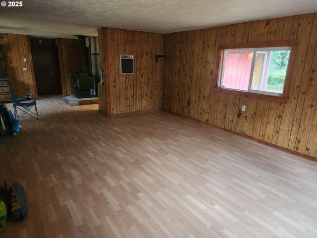 8974 Spirit Lake Hwy, Toutle, WA 98649