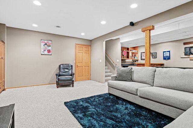 213 3rd Street NW, Saint Michael, MN 55376
