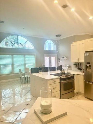 6972 NW 19th Street, Margate, FL 33063