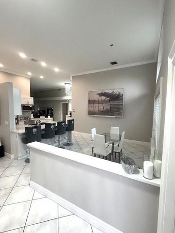 6972 NW 19th Street, Margate, FL 33063