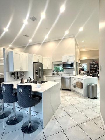 6972 NW 19th Street, Margate, FL 33063