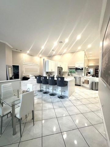 6972 NW 19th Street, Margate, FL 33063