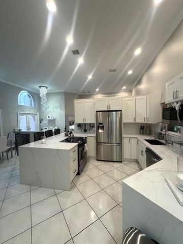 6972 NW 19th Street, Margate, FL 33063