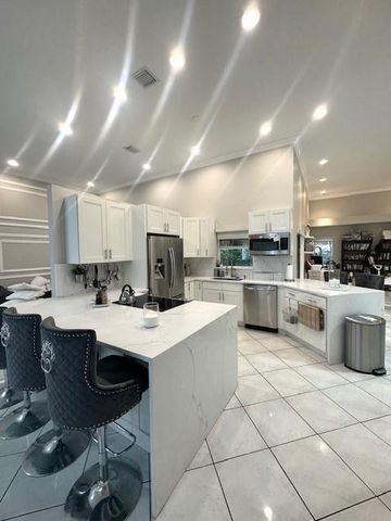 6972 NW 19th Street, Margate, FL 33063