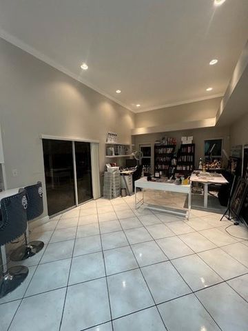 6972 NW 19th Street, Margate, FL 33063