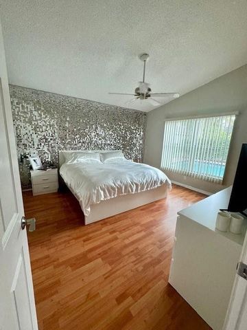 6972 NW 19th Street, Margate, FL 33063