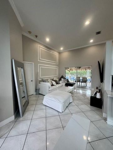 6972 NW 19th Street, Margate, FL 33063