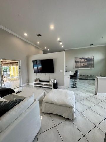 6972 NW 19th Street, Margate, FL 33063