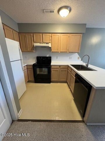 2942 Mulberry Lane B, Greenville, NC 27858