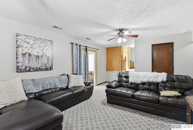 3429 Bline Avenue, Bellevue, NE 68123