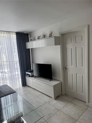 701 Three Islands Blvd 211, Hallandale Beach, FL 33009