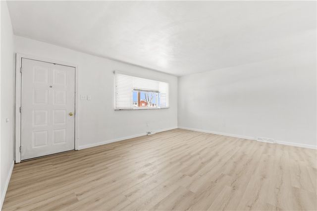 30 Marilou Dr, Penn Twp, PA 15644