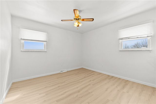 30 Marilou Dr, Penn Twp, PA 15644