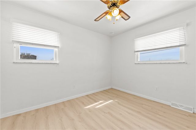 30 Marilou Dr, Penn Twp, PA 15644