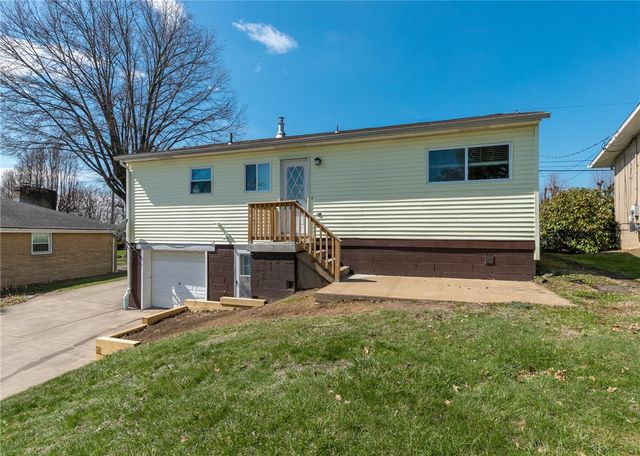 30 Marilou Dr, Penn Twp, PA 15644