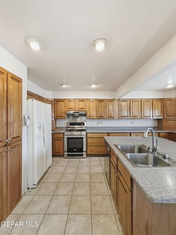 11036 SAM SNEAD Drive, El Paso, TX 79936