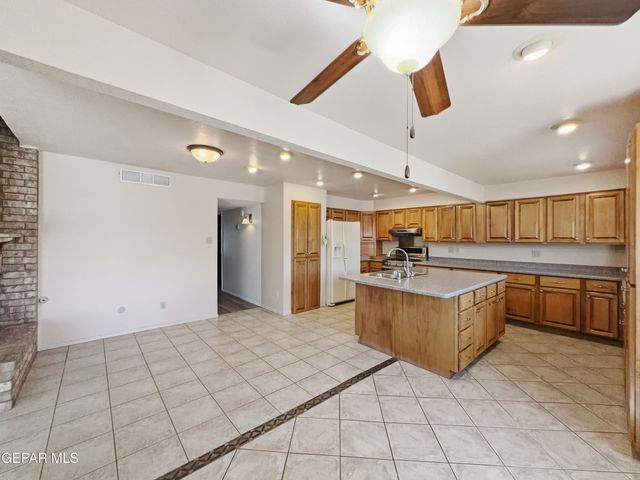 11036 SAM SNEAD Drive, El Paso, TX 79936