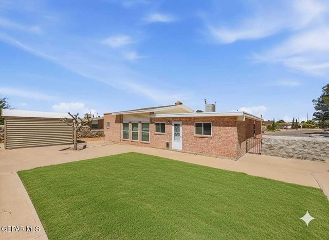 11036 SAM SNEAD Drive, El Paso, TX 79936