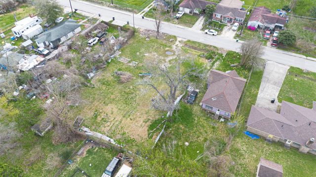 862 Granville Drive, Houston, TX 77091