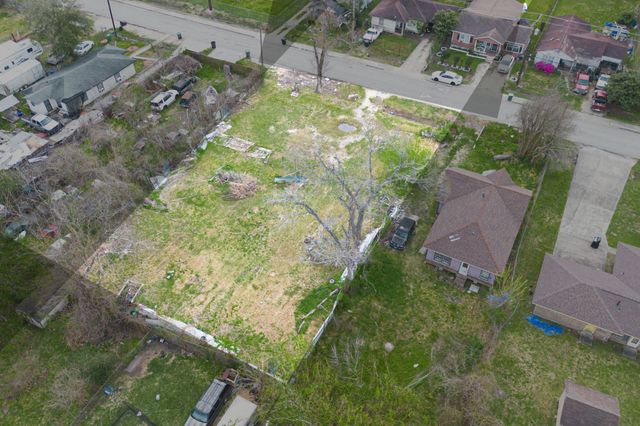 862 Granville Drive, Houston, TX 77091