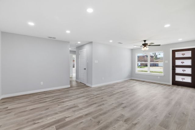 335 S 2nd Street, Wylie, TX 75098