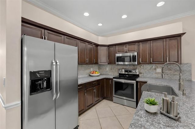 15805 MUIRFIELD DRIVE, Odessa, FL 33556