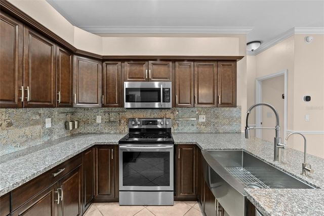 15805 MUIRFIELD DRIVE, Odessa, FL 33556