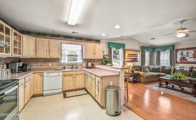 13 Big Leaf Bend, Beaufort, SC 29907