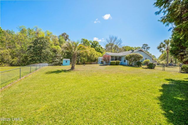 13 Big Leaf Bend, Beaufort, SC 29907