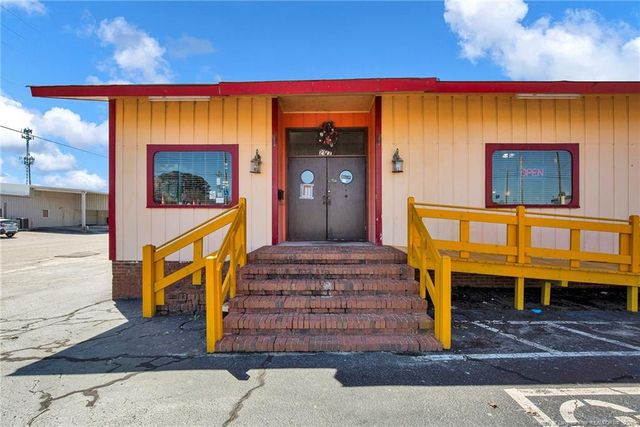 2177 N Roberts Road, Lumberton, NC 28358