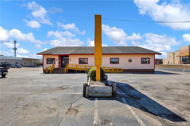 2177 N Roberts Road, Lumberton, NC 28358