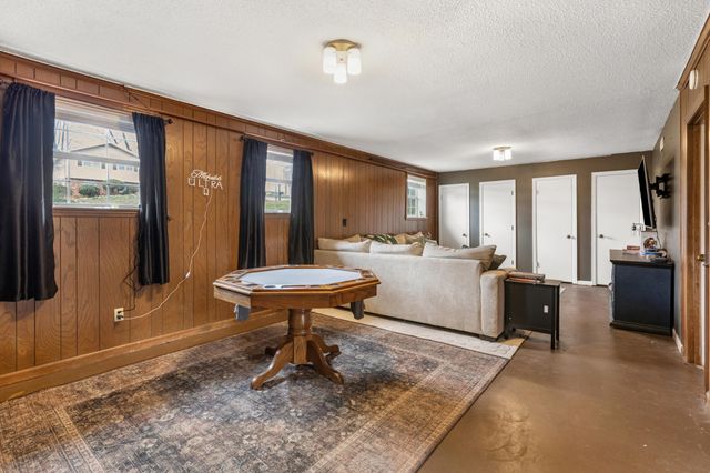 2712 Saint Lawrence Road, Chattanooga, TN 37421