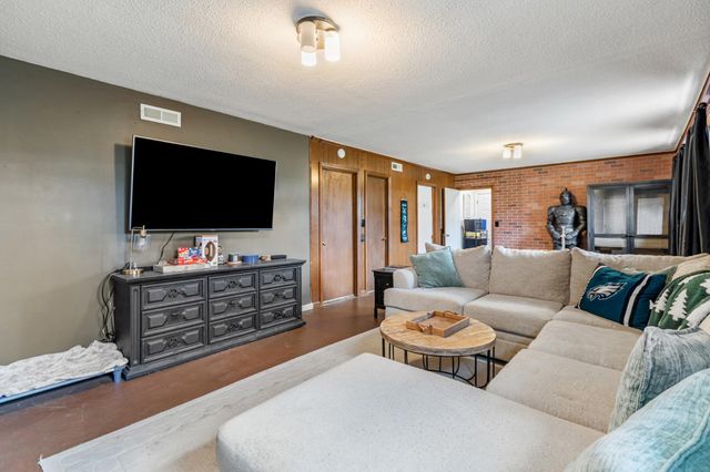 2712 Saint Lawrence Road, Chattanooga, TN 37421