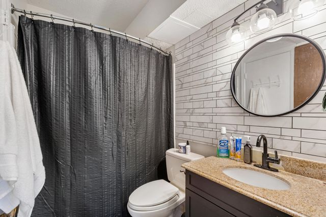 2712 Saint Lawrence Road, Chattanooga, TN 37421