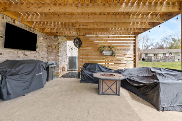 2712 Saint Lawrence Road, Chattanooga, TN 37421