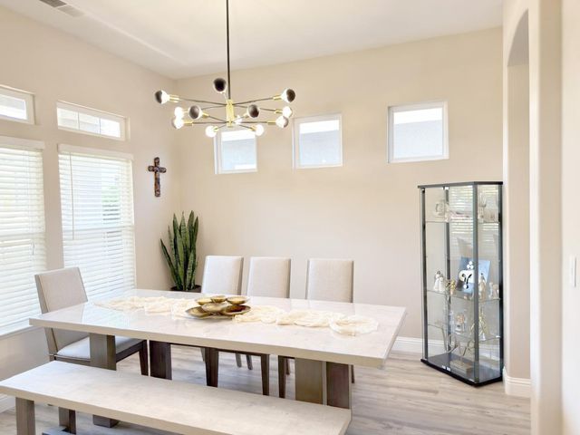 2219 Autumn Moon Way, Turlock, CA 95382