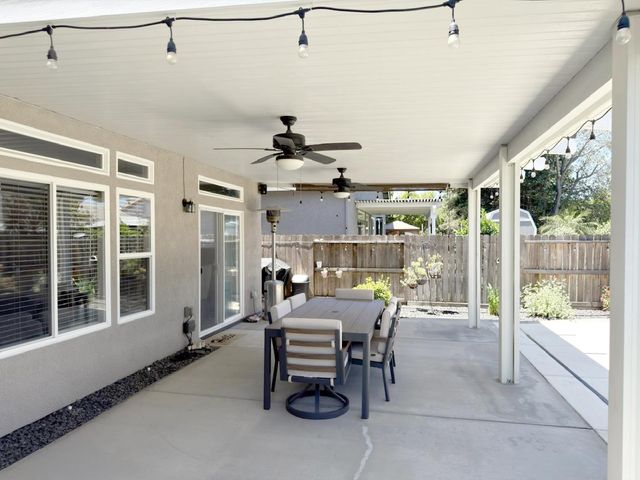 2219 Autumn Moon Way, Turlock, CA 95382
