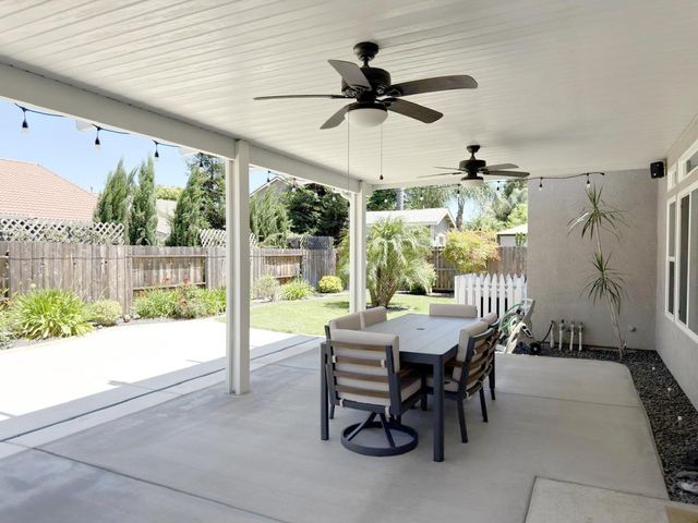 2219 Autumn Moon Way, Turlock, CA 95382