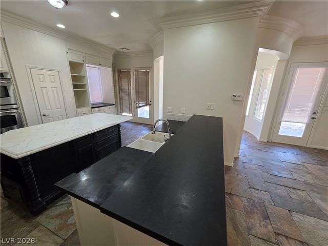 9338 WILDERNESS GLEN Avenue, Las Vegas, NV 89178