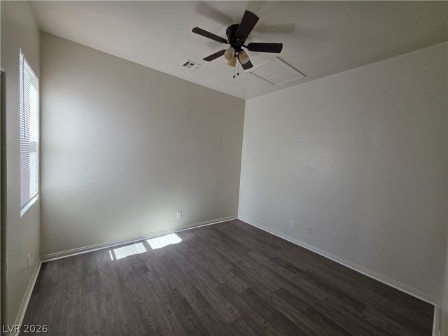 9338 WILDERNESS GLEN Avenue, Las Vegas, NV 89178