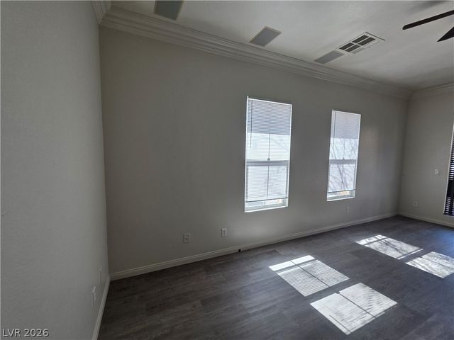 9338 WILDERNESS GLEN Avenue, Las Vegas, NV 89178