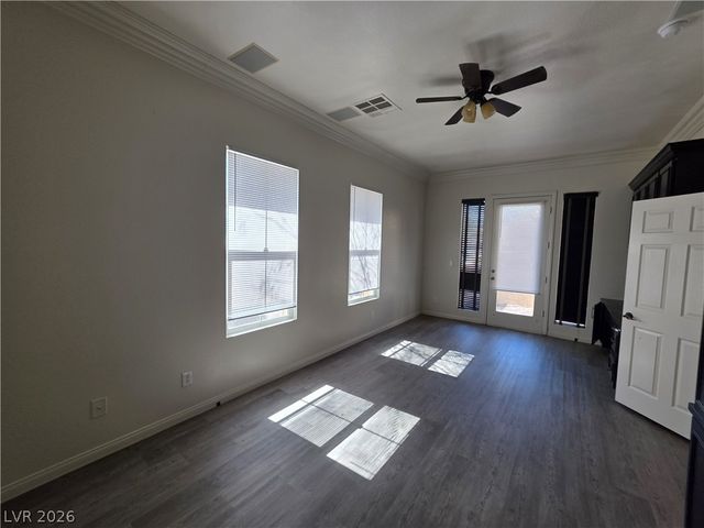 9338 WILDERNESS GLEN Avenue, Las Vegas, NV 89178