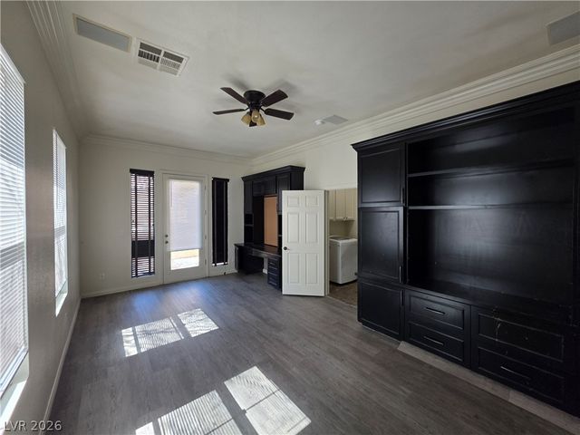 9338 WILDERNESS GLEN Avenue, Las Vegas, NV 89178