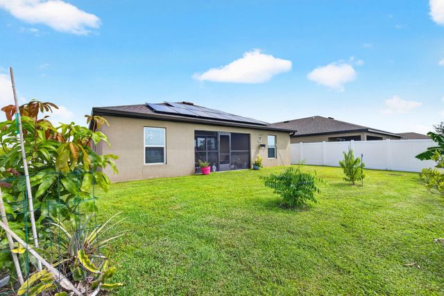 5521 Fantasy Drive, Fort Pierce, FL 34947