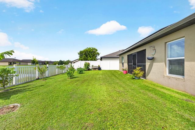 5521 Fantasy Drive, Fort Pierce, FL 34947