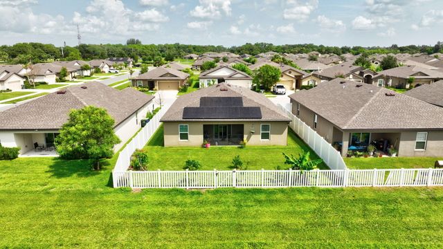 5521 Fantasy Drive, Fort Pierce, FL 34947